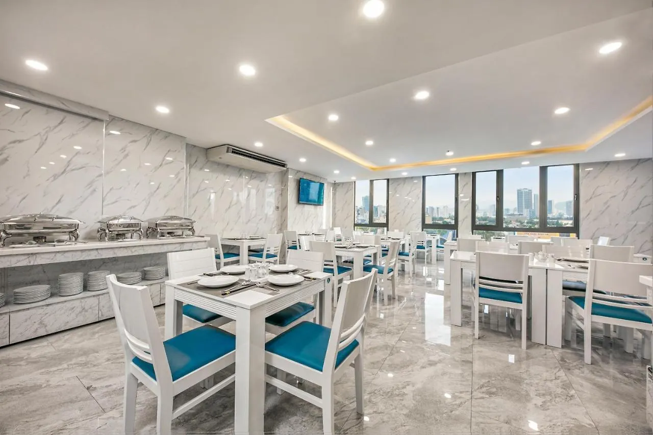 Calix Hotel Da Nang Beach