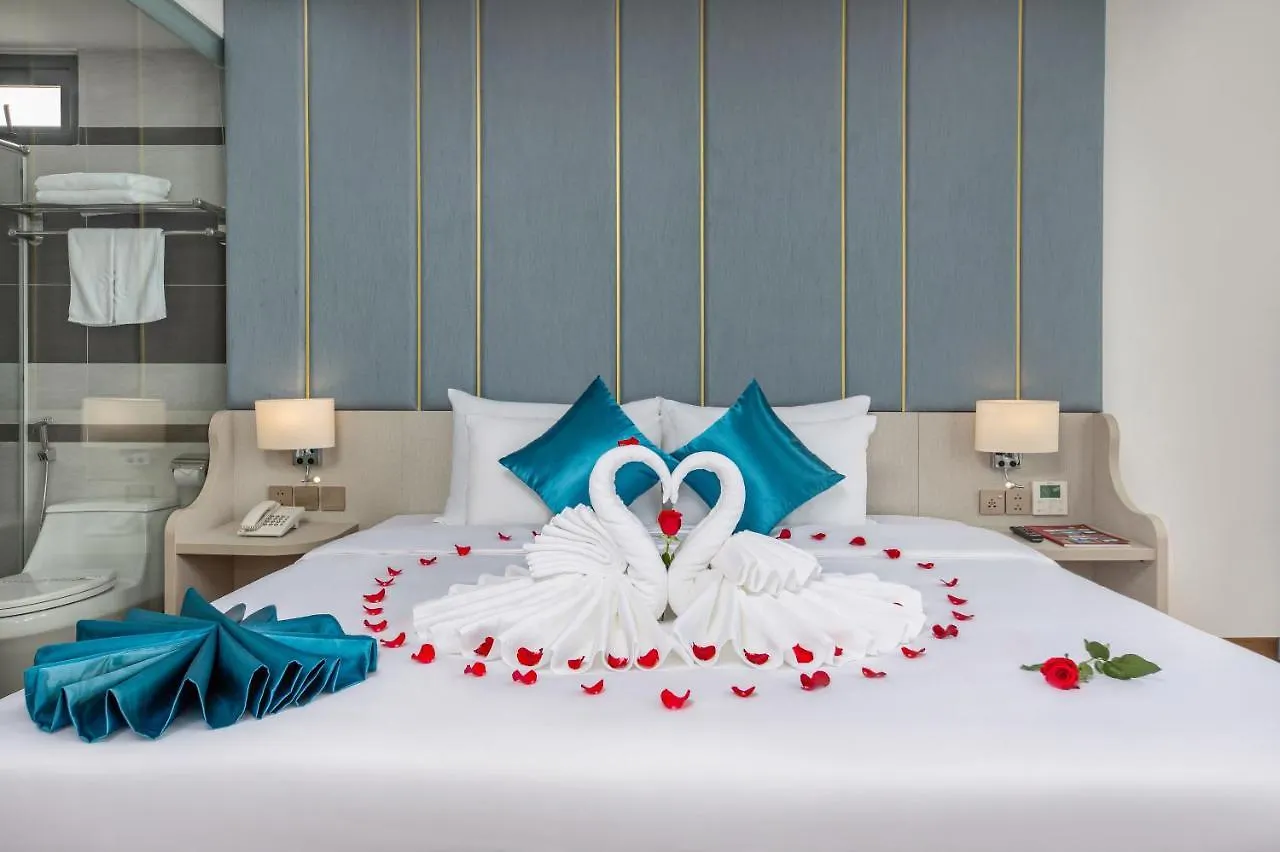 Calix Hotel Da Nang Beach Vietnam