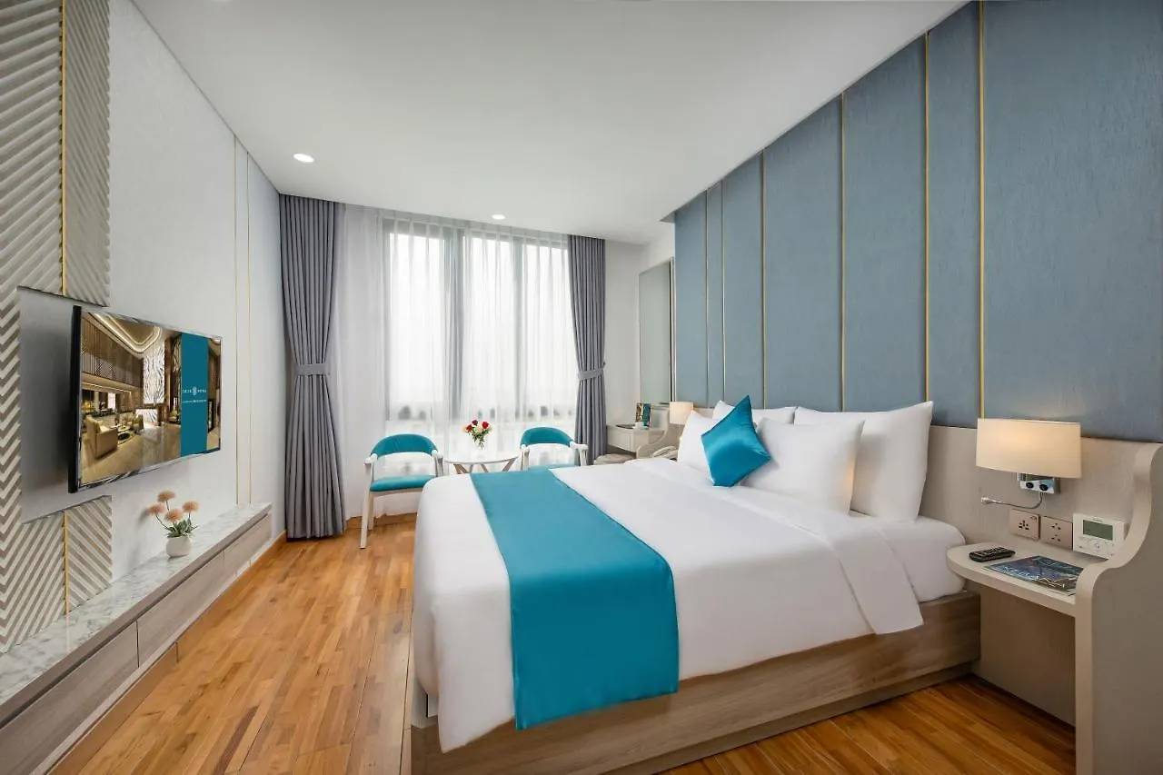 Calix Hotel Da Nang Beach